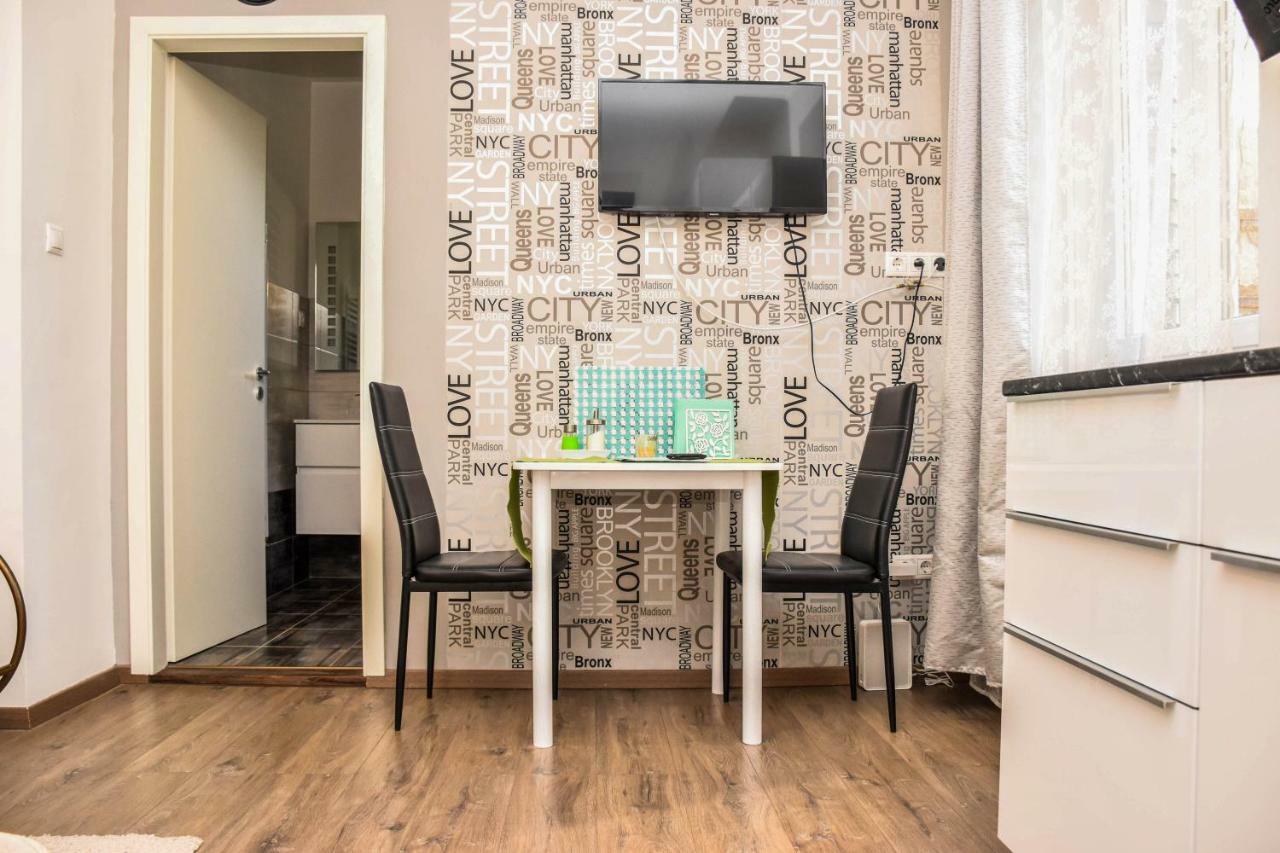 Diamond Astoria Apartments Будапеща Екстериор снимка