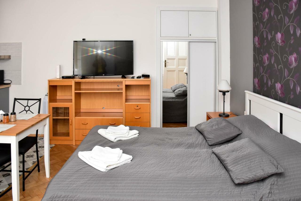 Diamond Astoria Apartments Будапеща Екстериор снимка