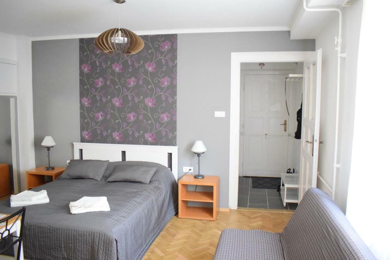 Diamond Astoria Apartments Будапеща Екстериор снимка