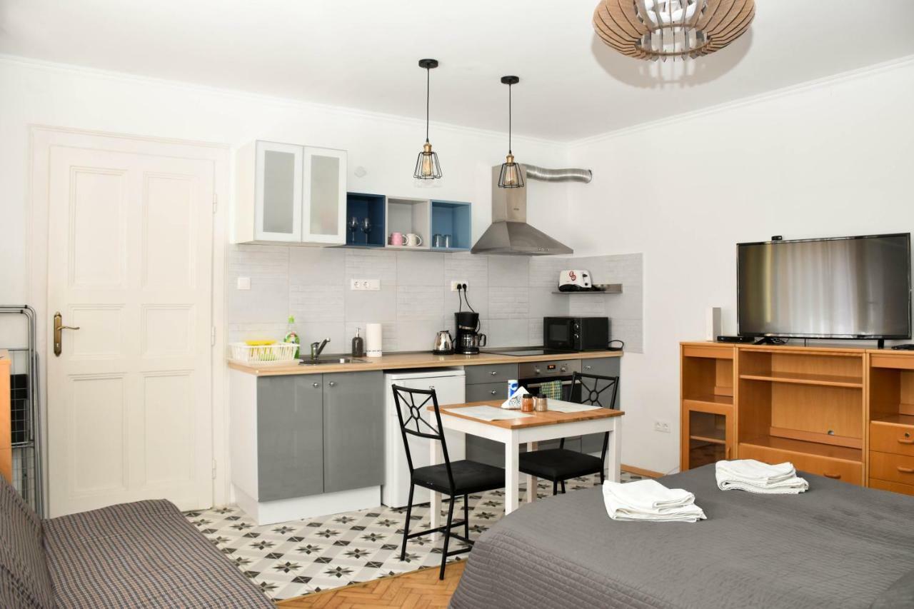 Diamond Astoria Apartments Будапеща Екстериор снимка